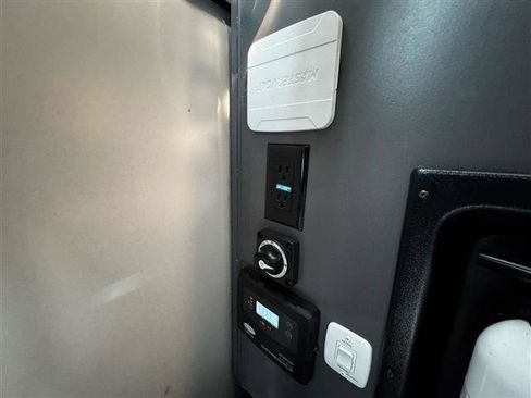 Used 2020 Mercedes-Benz Sprinter 2500 image 20