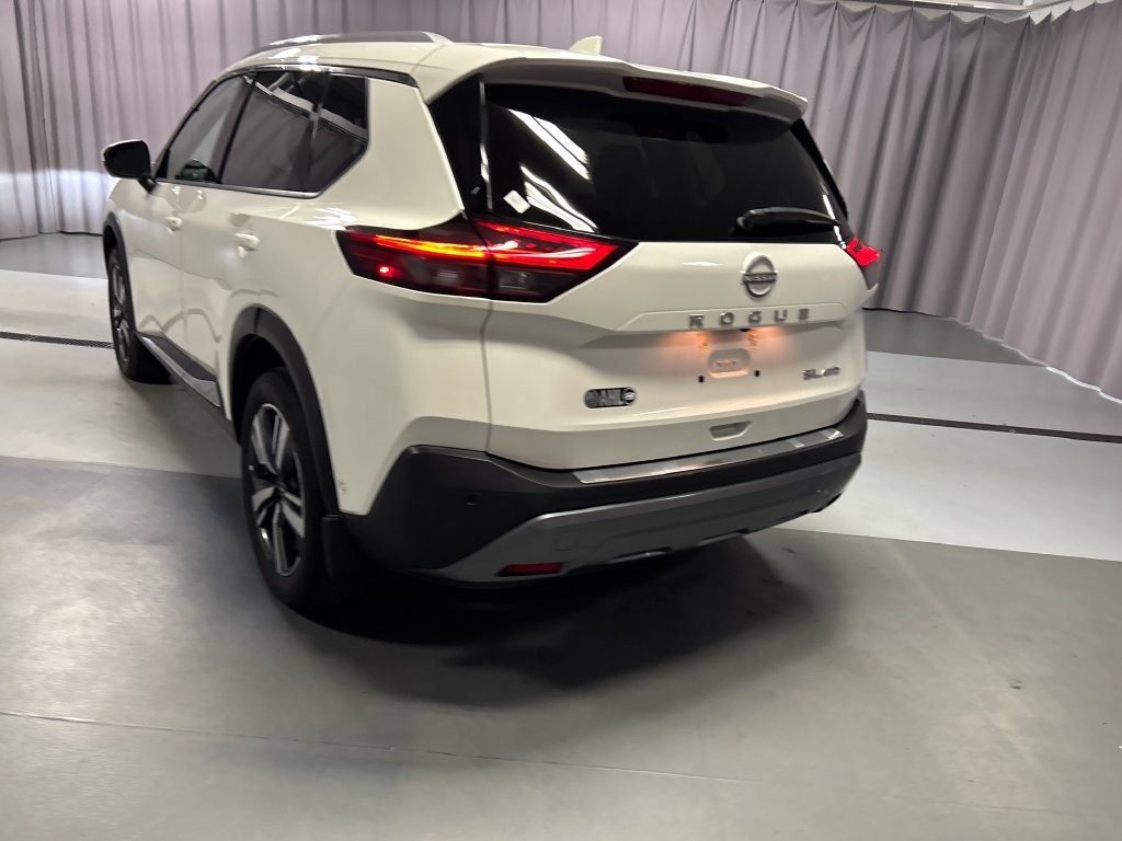 Used 2023 Nissan Rogue SL w/ SL Premium Package AWD/4WD image 5