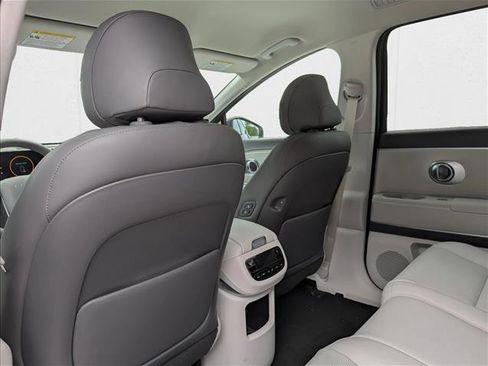 New 2026 Hyundai Ioniq 9 SEL image 21