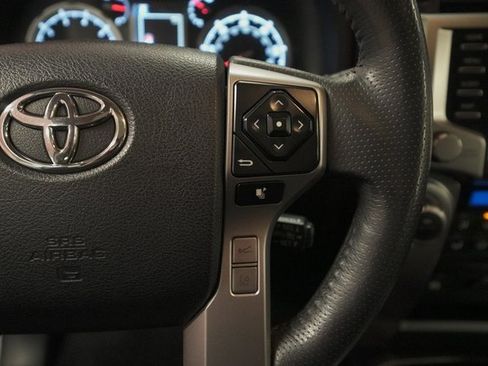 Used 2022 Toyota 4Runner Limited image 21
