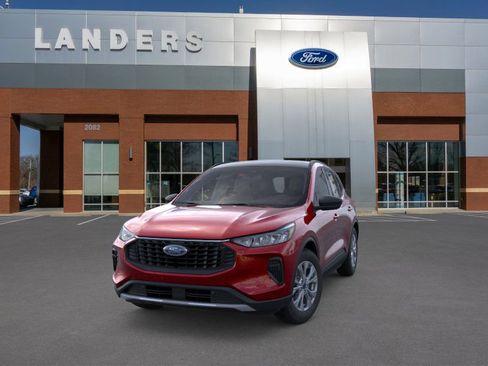 New 2026 Ford Escape Active image 2