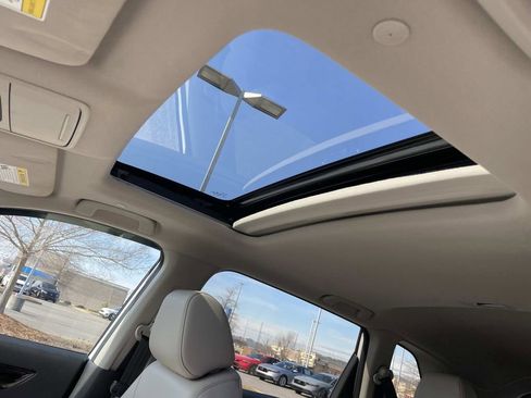 Used 2024 Honda CR-V EX-L image 15