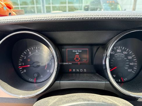 Used 2017 Ford Mustang GT Premium RWD image 15