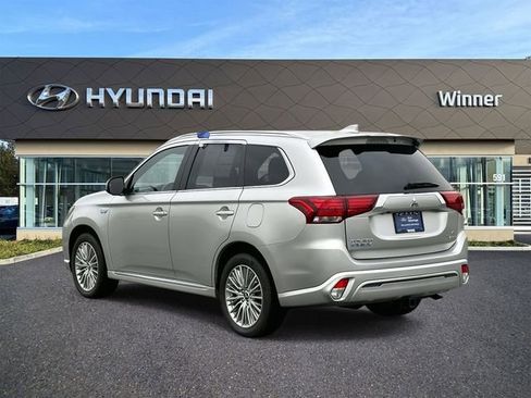 Used 2020 Mitsubishi Outlander GT image 3