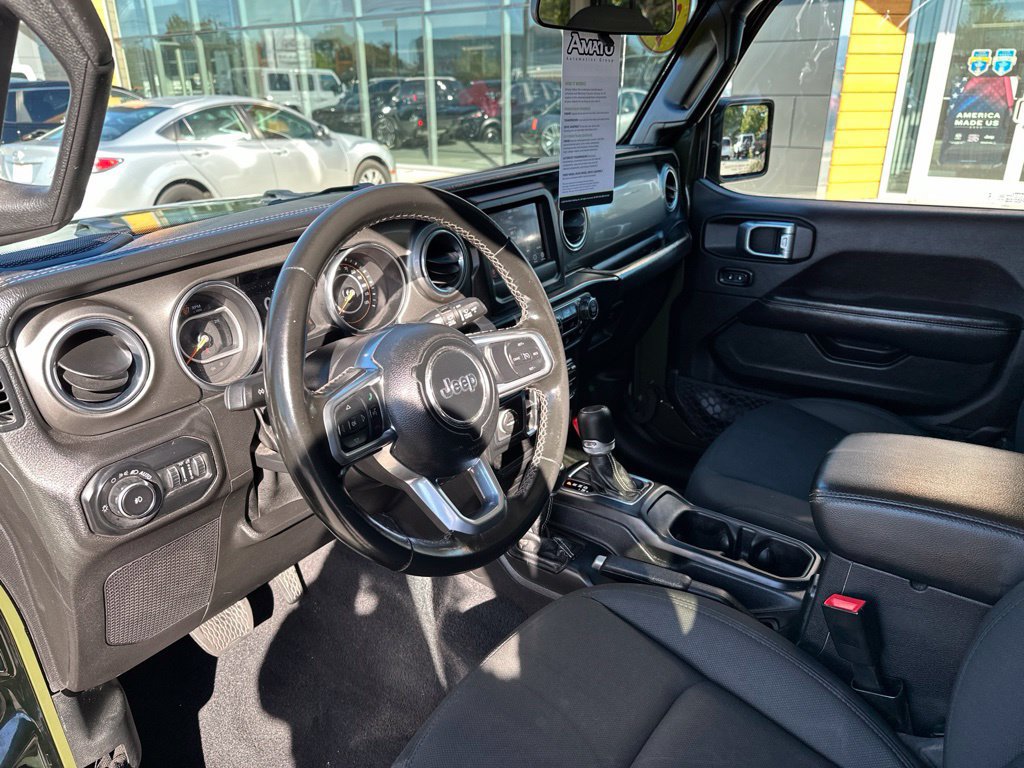 Used 2021 Jeep Wrangler Unlimited Sahara AWD/4WD image 28