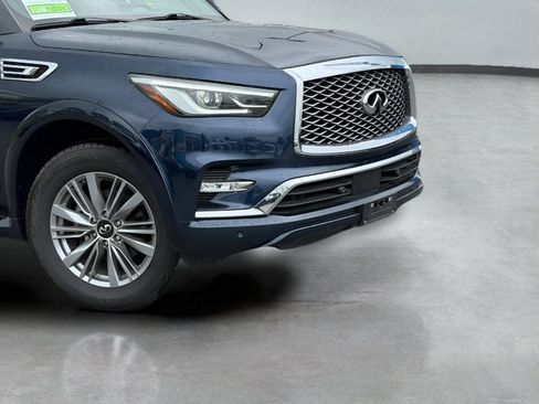 Used 2024 INFINITI QX80 Luxe RWD image 2