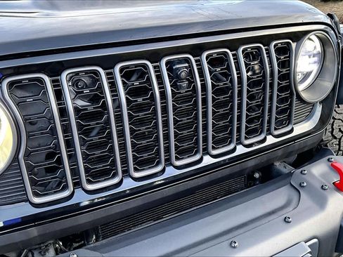 Used 2024 Jeep Wrangler Unlimited Rubicon image 42