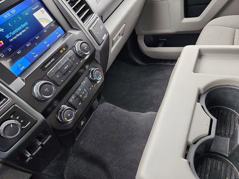 Used 2021 Ford F250 XLT AWD/4WD image 12