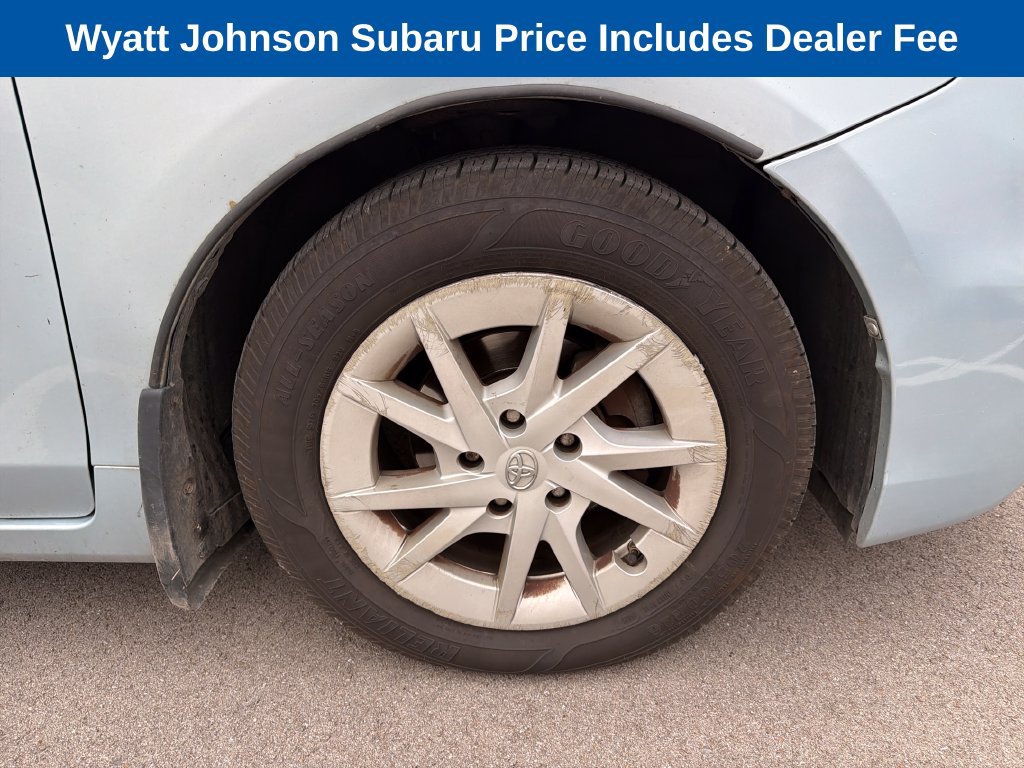 Used 2014 Toyota Prius V Two FWD image 13