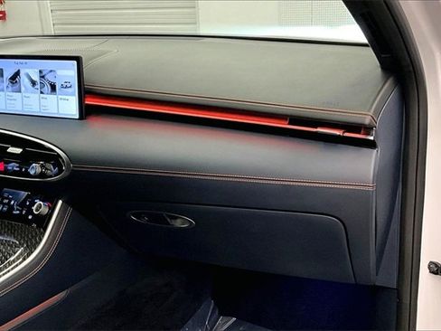 Used 2026 Genesis GV70 3.5T Sport Prestige image 16