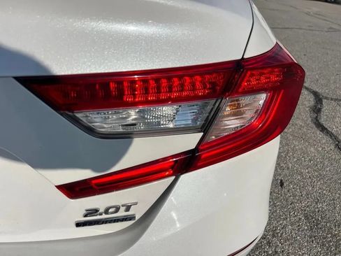 Used 2020 Honda Accord Touring image 37