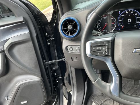 Used 2024 Chevrolet Blazer RS w/ Driver Confidence II Package FWD image 19