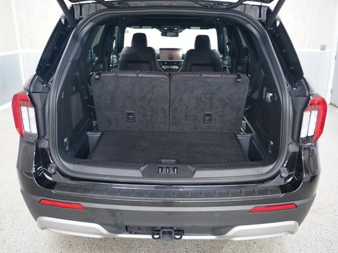 Used 2025 Ford Explorer Platinum RWD image 39