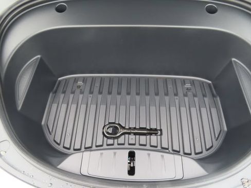 Used 2022 Tesla Model 3 RWD image 31