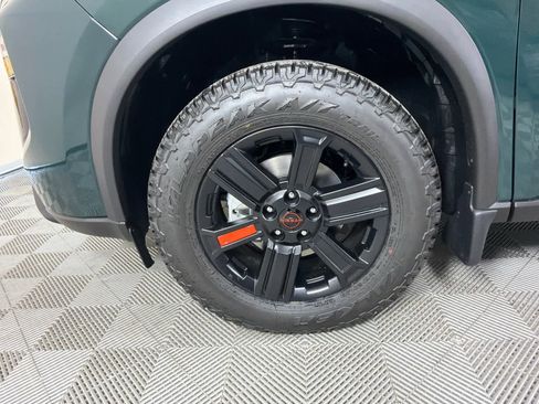 New 2026 Nissan Rogue SV AWD/4WD image 10