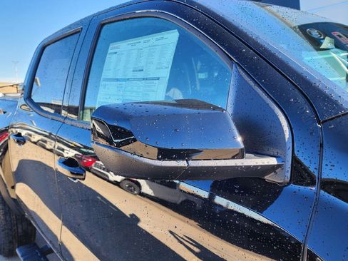 New 2026 GMC Canyon Elevation w/ Convenience Package image 11