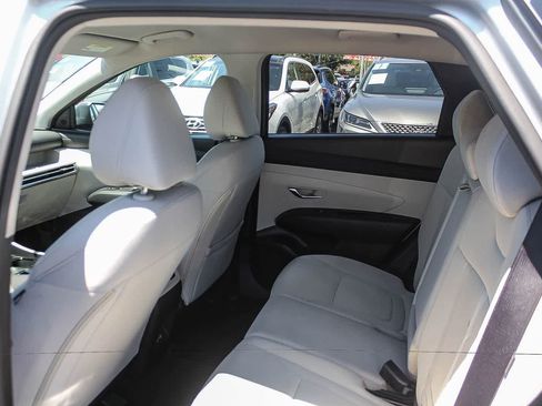 Used 2025 Hyundai Tucson SEL FWD image 24