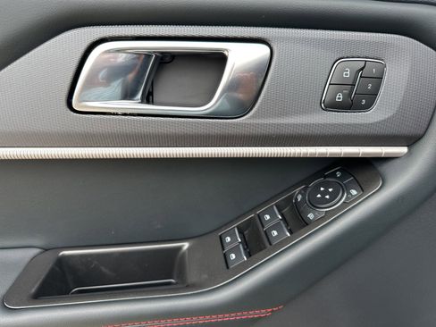 New 2025 Ford Explorer ST image 6