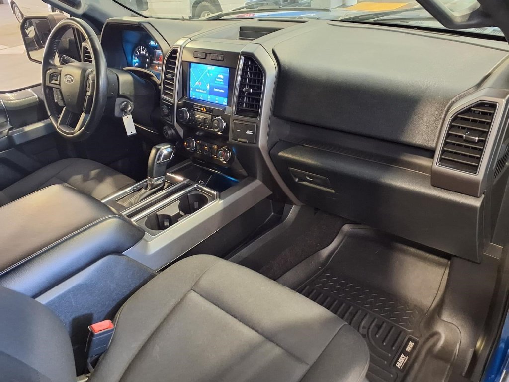 Used 2019 Ford F150 XLT w/ Equipment Group 302A Luxury AWD/4WD image 29