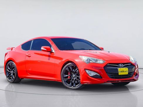 Used 2016 Hyundai Genesis Coupe 3.8 RWD image 1