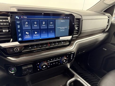 Used 2022 Chevrolet Silverado 1500 LTZ w/ Z71 Off-Road Package image 21