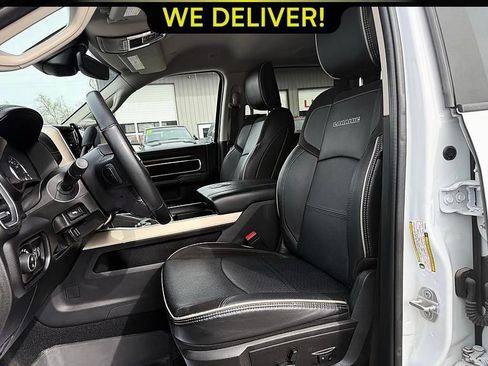 Used 2023 RAM 3500 Laramie AWD/4WD image 9