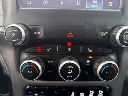 Used 2022 RAM 1500 Big Horn image 15