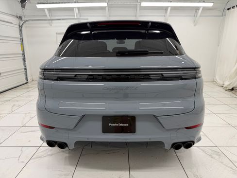 Certified 2025 Porsche Cayenne GTS AWD/4WD image 13