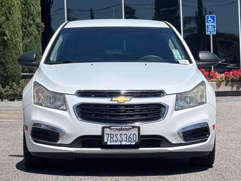 Used 2016 Chevrolet Cruze LS FWD image 9