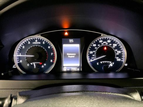 Used 2017 Toyota Camry LE image 25