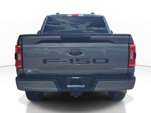 Used 2022 Ford F150 XL w/ STX Black Appearance Package RWD image 5