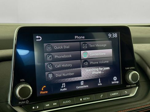 Used 2025 Nissan Rogue SV image 16