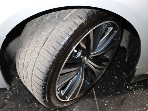 Used 2017 INFINITI Q60 3.0t w/ Premium Plus Package 3.0T RWD image 40