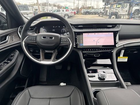New 2026 Jeep Grand Cherokee Limited image 22