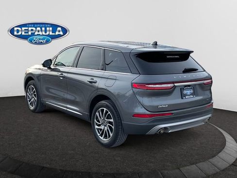 Used 2022 Lincoln Corsair Standard w/ Equipment Group 101A image 3