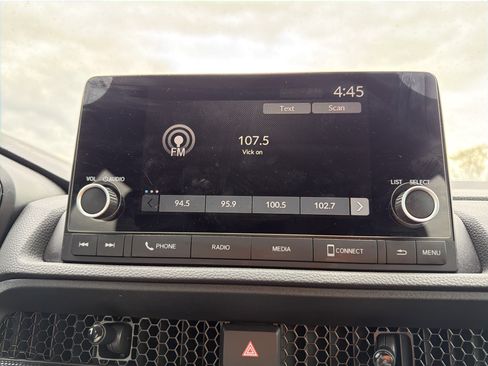 Certified 2025 Honda CR-V EX image 29