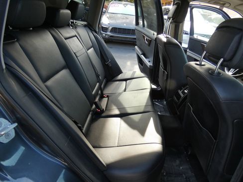 Used 2015 Mercedes-Benz GLK 350 2WD image 55