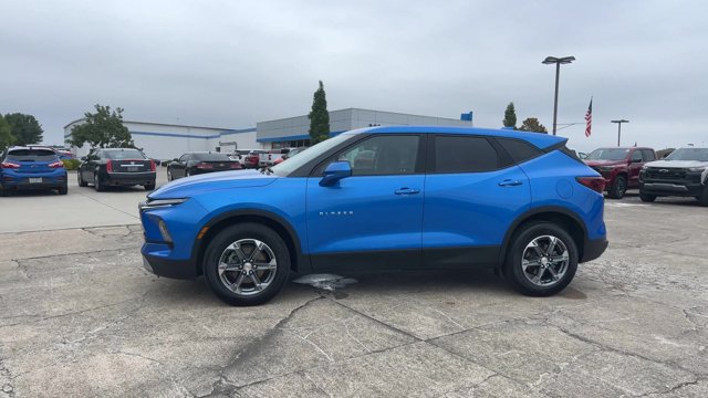 Used 2024 Chevrolet Blazer LT w/ Driver Confidence Package FWD image 5
