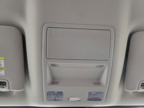 Used 2022 Ford Ranger XLT w/ Equipment Group 302A High image 18