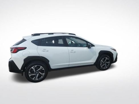 Used 2024 Subaru Crosstrek 2.0i Premium AWD/4WD image 9
