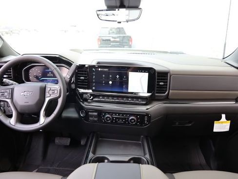 New 2026 Chevrolet Silverado 2500 ZR2 w/ LPO, Dark Essentials Package AWD/4WD image 28