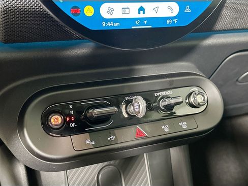 New 2025 MINI Cooper S image 17