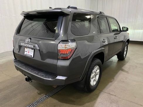 Certified 2019 Toyota 4Runner SR5 Premium image 4