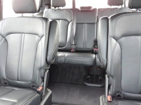 Used 2022 Jeep Wagoneer Series III w/ Premium Group I image 8