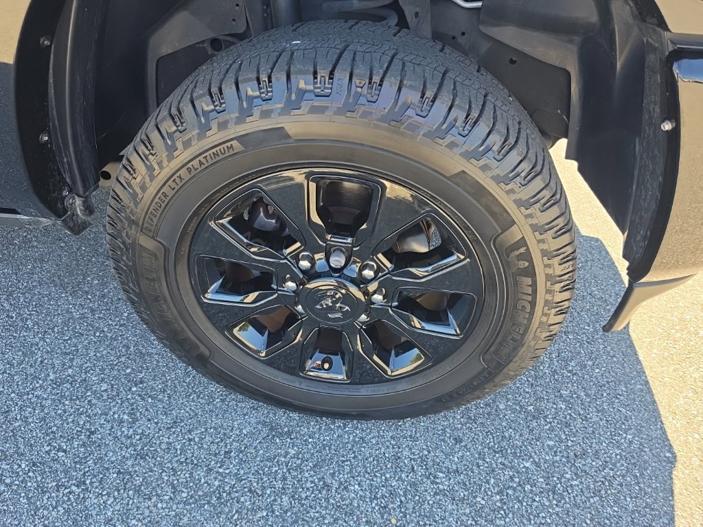 Used 2022 RAM 3500 Limited AWD/4WD image 7