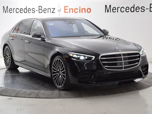 Used 2022 Mercedes-Benz S 500 4MATIC image 8