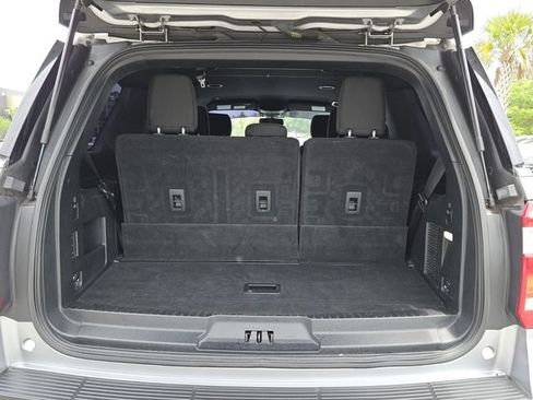 Used 2020 Ford Expedition XLT RWD image 6