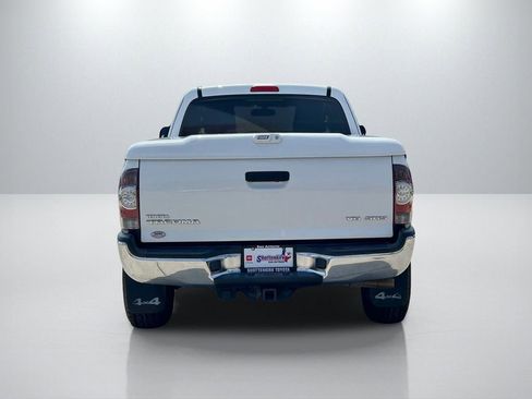 Used 2013 Toyota Tacoma 4x4 Access Cab V6 w/ SR5 Pkg image 6