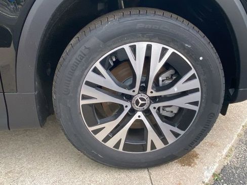 New 2024 Mercedes-Benz GLB 250 4MATIC image 11