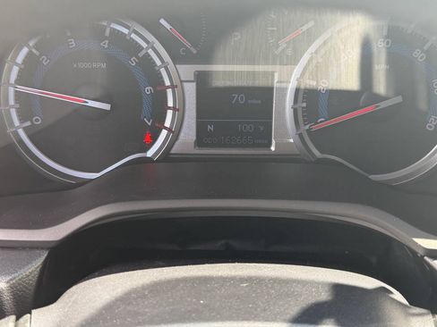 Used 2015 Toyota 4Runner Trail Premium AWD/4WD image 17